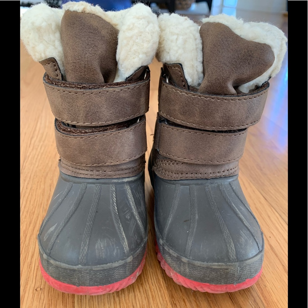 Cat & Jack boots